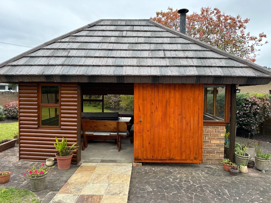 2 Bedroom Property for Sale in The Island Western Cape